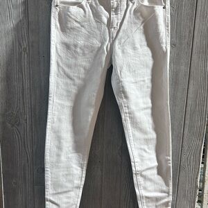 Sanctuary White Skinny Jeans with Sleek Fit